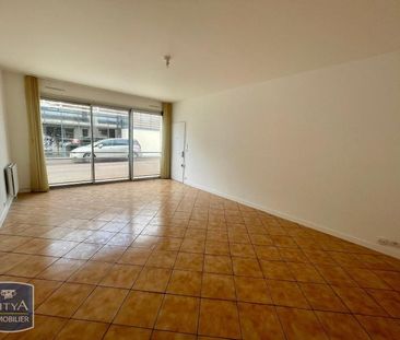 Location Appartement 3 pièces 64m² NIORT 79000 - Photo 3