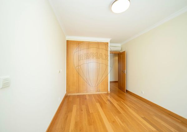 Apartamento T4 em Lisboa