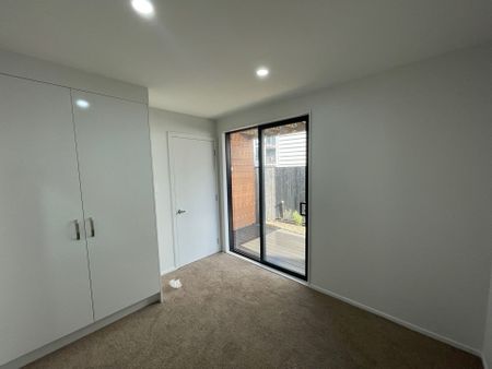 Modern Townhouse Waiting for You&excl; - Photo 3