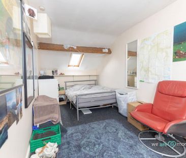 6 bedroom terraced house to rent - Photo 3