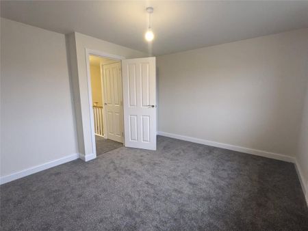 4 bedroom terraced house to rent - Photo 3
