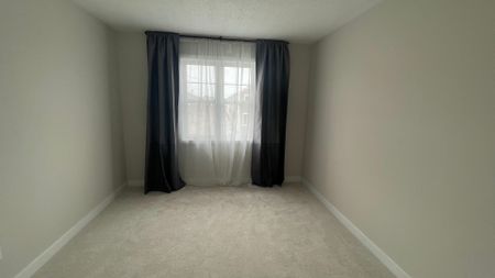 For Lease - 655 TERRIER Circle, Stittsville - Munster - Richmond, Ontario - Photo 3