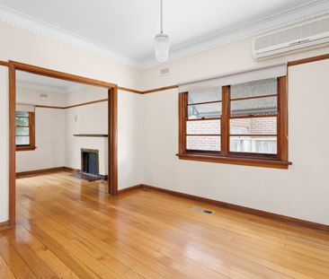 LOVELY THREE BEDROOM HOME - Photo 5