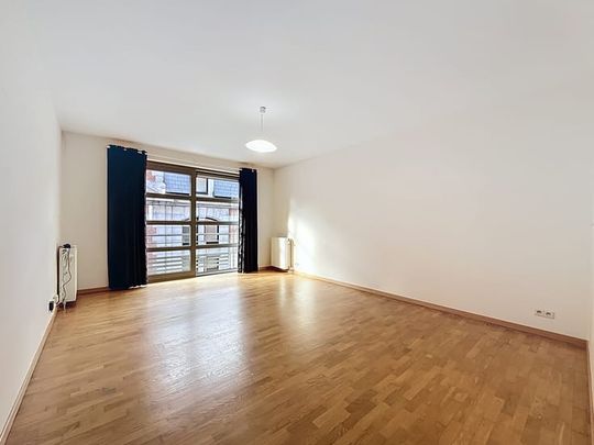 Appartement te huur - Photo 1