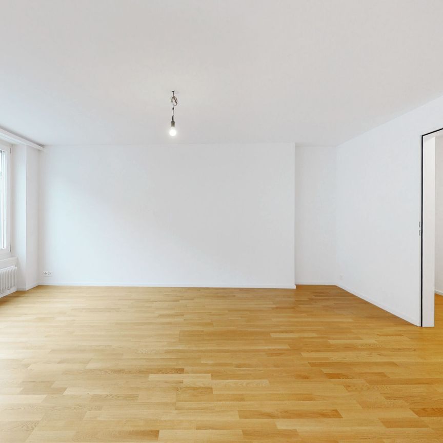 Ultra-modern urban gem in the heart of Solothurn is looking for you - Photo 1