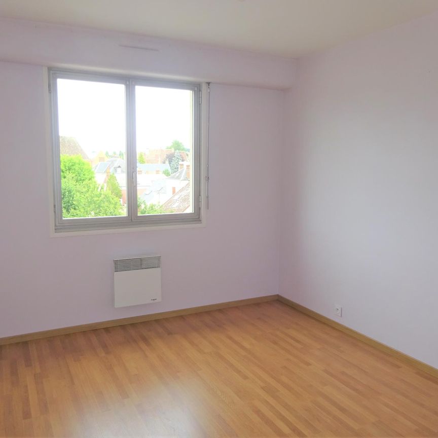 APPARTEMENT F3 A LOUER A NOGENT LE ROTROU - Photo 1