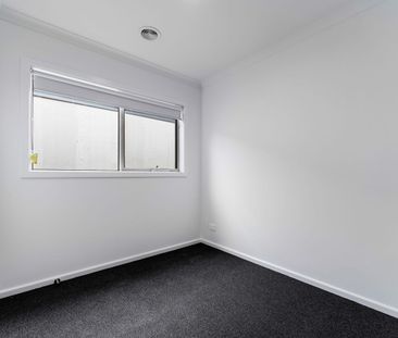 **RECEIVE ONE MONTH FREE RENT, ASK US HOW! Brand New 4-Bedroom Fami... - Photo 4