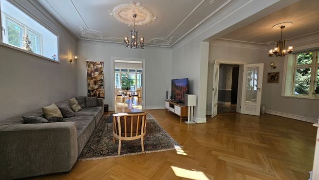 Storslåethed, der står på mål for en af verdens ældste forfatninger - Photo 1