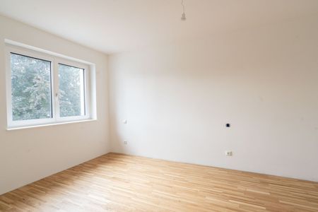 ZU MIETEN: Moderne 2-Zimmer-Wohnung mit Terrasse und Stadtblick in Nettingsdorf - Photo 3