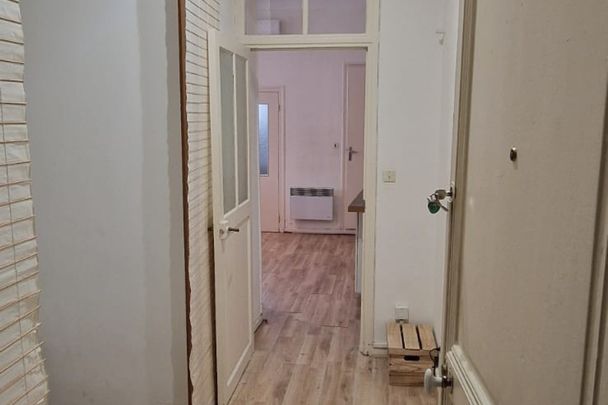 Studio avec coin nuit, climatisé, centre ville - Photo 1