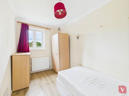 House share to rent - Photo 3