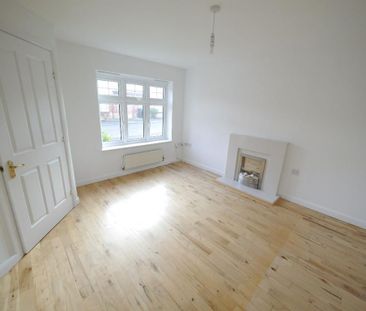 3 bedroom terraced house to rent - Photo 6