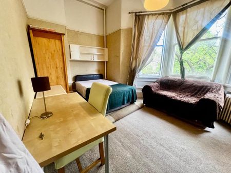 9 bedroom house share to rent - Photo 3