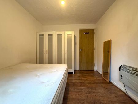 1 bedroom flat to rent - Photo 4