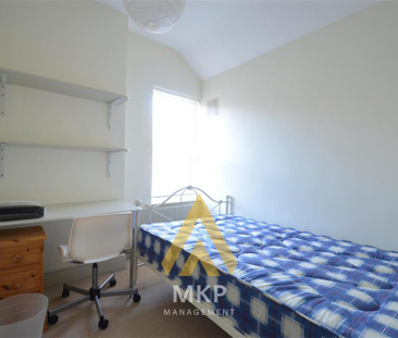 6 bedroom terraced house to rent - Photo 4