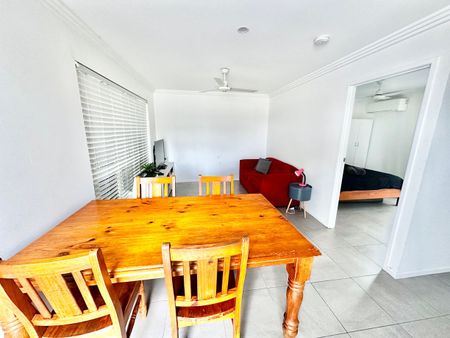 Charming 1-Bedroom, 1-Bathroom Unit in Thabeban - Photo 4
