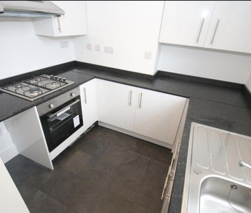 14 Barton Hill DriveMinster On, Seasheernesskent - Photo 4