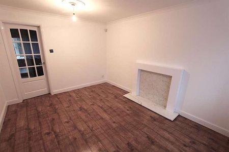 Braydon Drive, North Shields. ** Extended, NE29 - Photo 2