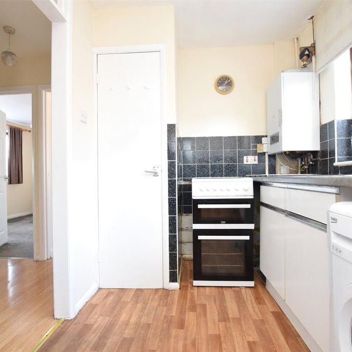 2 bedroom maisonette to rent - Photo 1