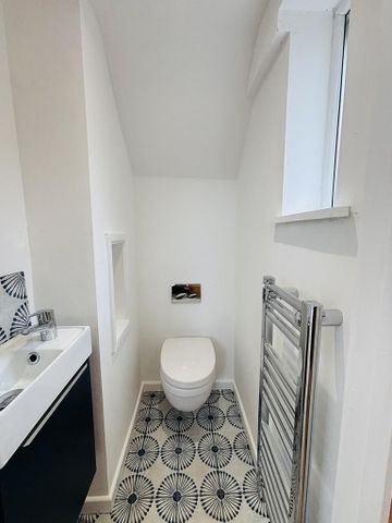 3 bedroom semi-detached house to rent - Photo 5