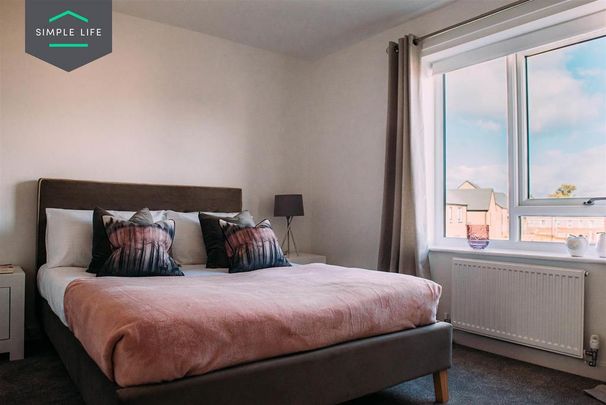 3 bedroom semi-detached house to rent - Photo 1