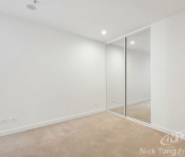 STREAMLINED STYLE IN BOX HILL HIGH ZONE - Photo 2