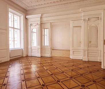 EXKLUSIV WOHNEN, ERSTBEZUG, prachtvoller 131 m2 Stilaltbau, Wohnküc... - Photo 1
