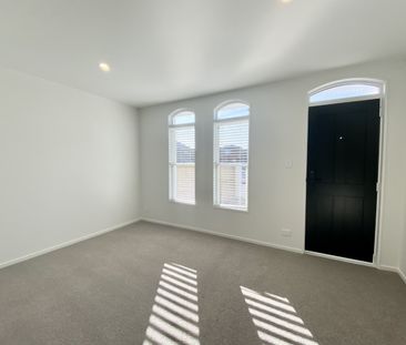 4/12 Burke Street, Addington - Photo 1