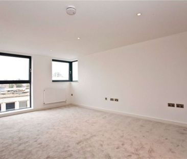 A stunning two bedroom apartment located in the prestigious Residen... - Photo 3