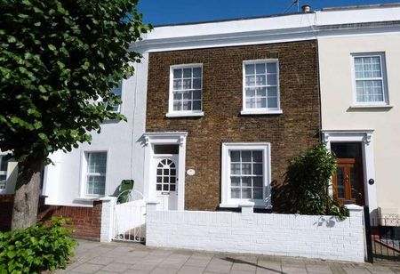 Hartfield Crescent, London, SW19 - Photo 2