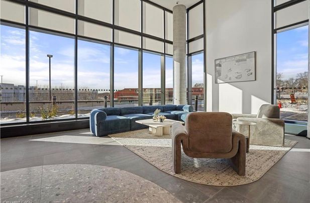 For Lease - 25 Wellington Street Unit# 1811, Kitchener, Ontario - Photo 1