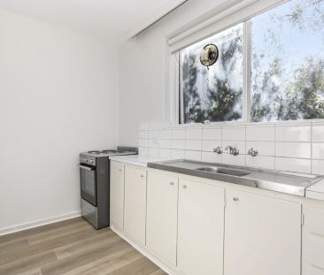 Unit 4/13 St Leonards Avenue, St Kilda. - Photo 2