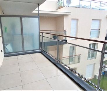 Location Appartement 3 pièces 62m² VALLAURIS 06220 - Photo 2