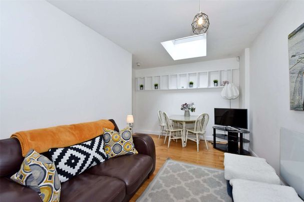 All inclusive short let. A super apartment in the centre of Henley available for short let - Photo 1