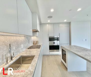 Condo in Vancouver West Side, BC - Photo 6