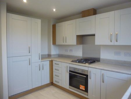 2 bedroom House To Let - Photo 3