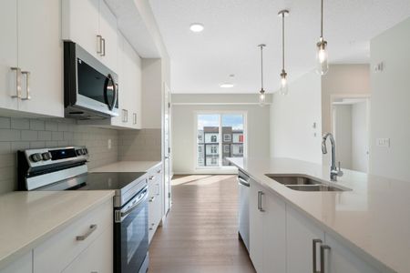 2416-33 Carringham Gate Nw - Photo 5