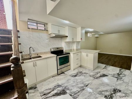 For Lease - 3 Carrie Crescent, Brampton, Ontario - Photo 3