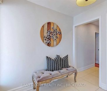 For Lease - 17 Baroness Crescent Unit# Upper, Toronto, Ontario - Photo 5