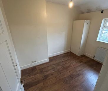 Room in a Shared House, Digby Road, IG11 - Photo 5