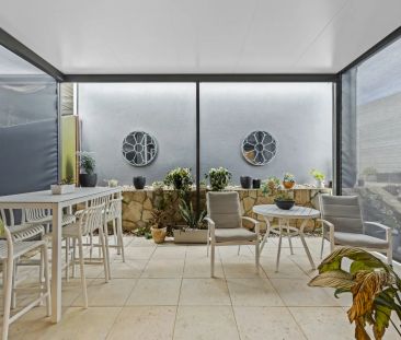 Stylish & Secure Terrace Living in the Heart of Googong - Photo 1