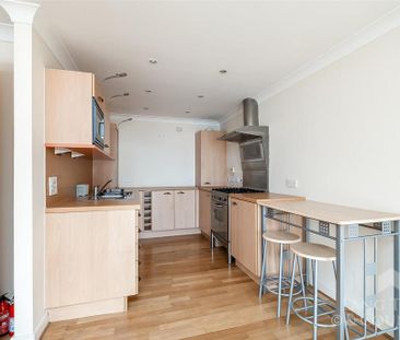 2 bedroom apartment to rent - Photo 6