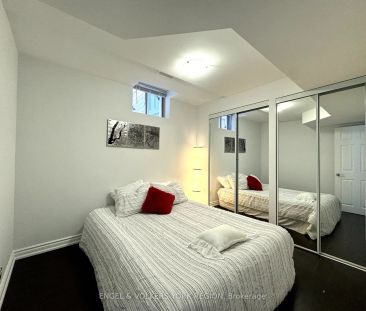 Detached Home For Lease | N9231520 - Photo 6