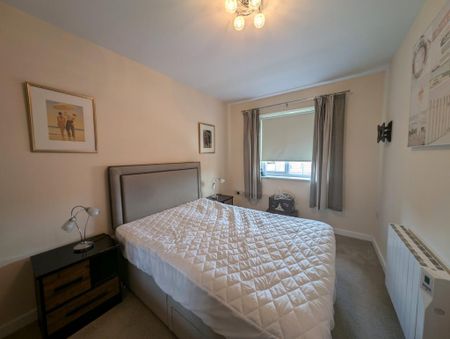 2 bedroom flat to rent - Photo 5