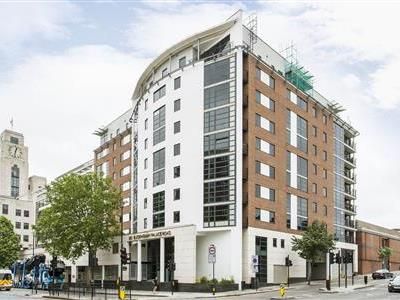Buckingham Palace Road, SW1W - Photo 1