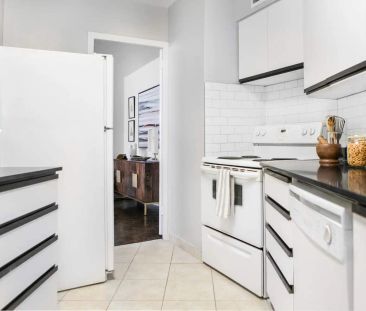 150 Graydon Hall Apartments — 2 Bedroom - 2B - Photo 2
