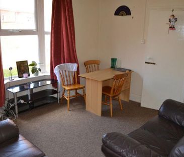 2 bedroom house to rent - Photo 3