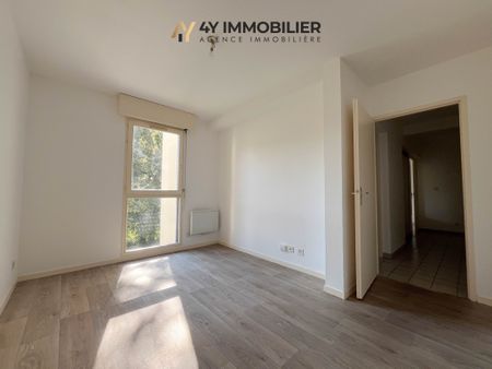 Location Appartement 2 pièces 56m² MEYLAN 38240 - Photo 3