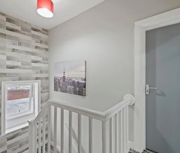 6 bedroom end of terrace house to rent - Photo 1