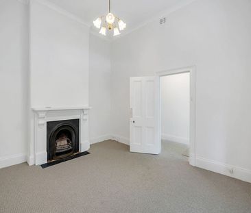 Character Home in Prime Rose Park Location - Photo 3